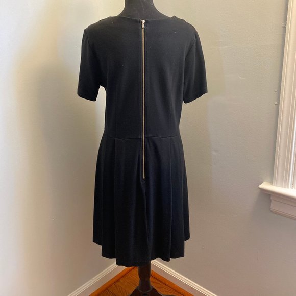 LOFT Black Short Sleeve Dress - Picture 3 of 3